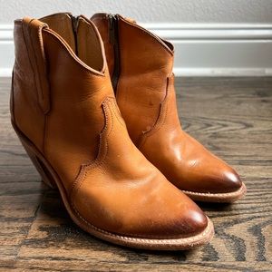 Lucchese booties, size 7.5, in great condition!